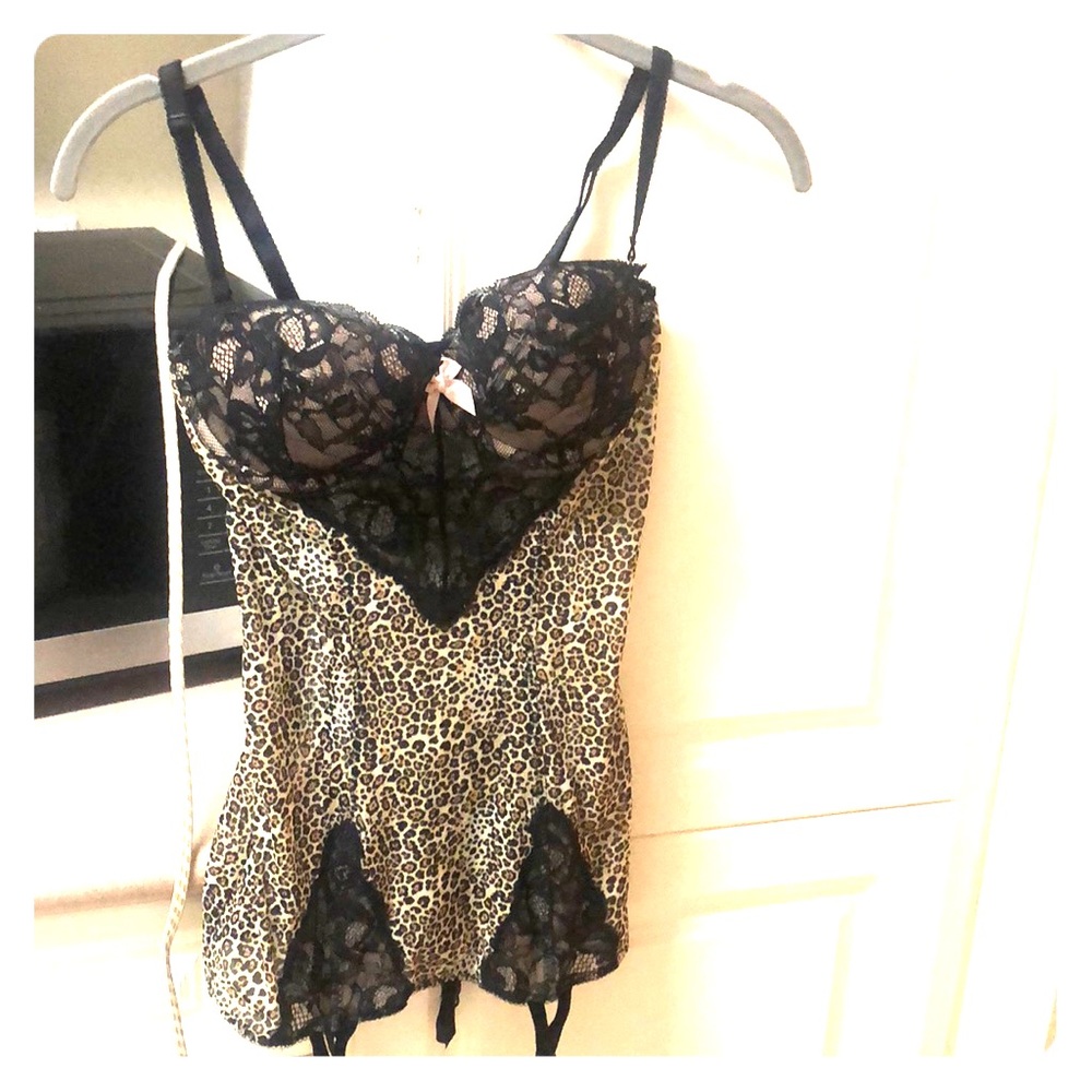 NWOT Cheetah lingerie Victoria Secret